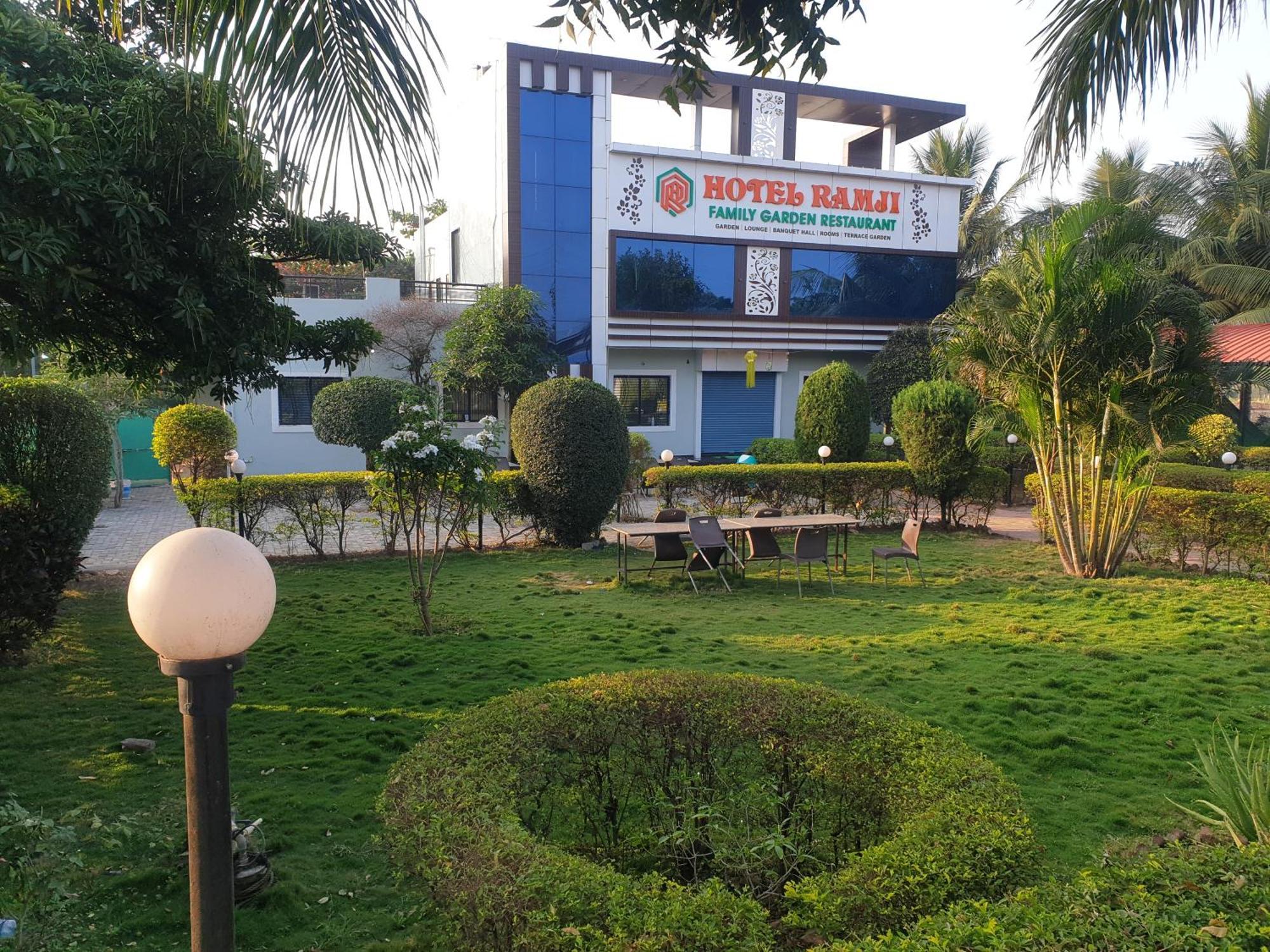 Hotel Ramji Karmād Dış mekan fotoğraf